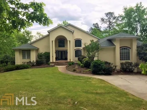 1070 Shoal Creek CT