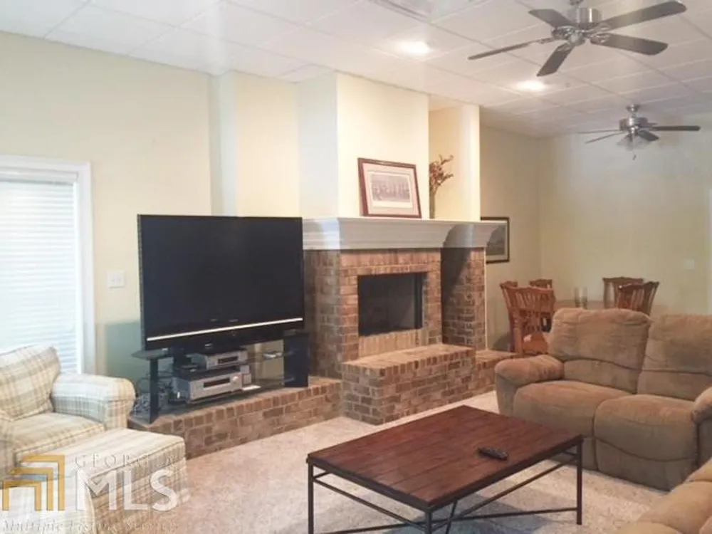 1070 Shoal Creek CT Greensboro, GA 30642