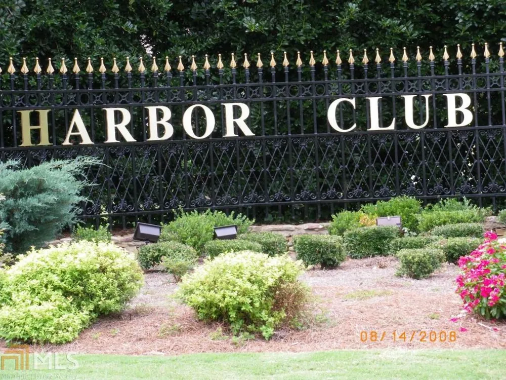 1070 Shoal Creek CT Greensboro, GA 30642