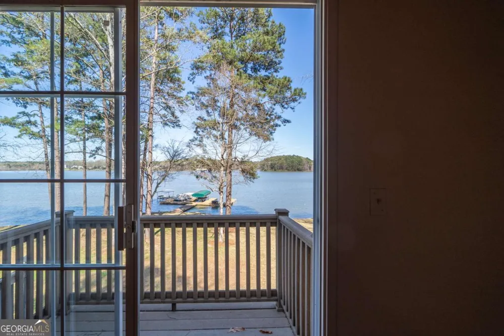 384 Arrowhead TRL Eatonton, GA 31024