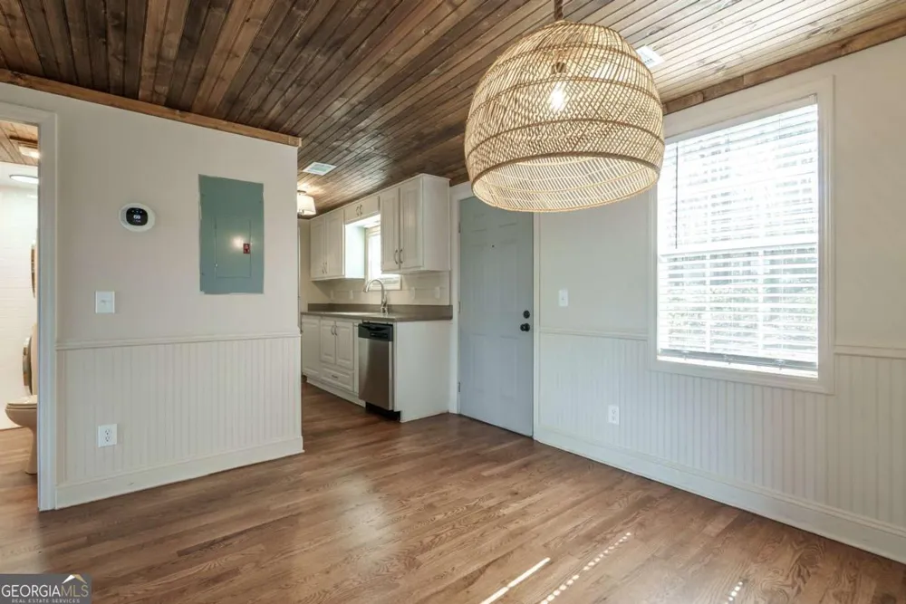 384 Arrowhead TRL Eatonton, GA 31024