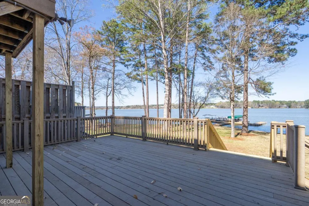 384 Arrowhead TRL Eatonton, GA 31024