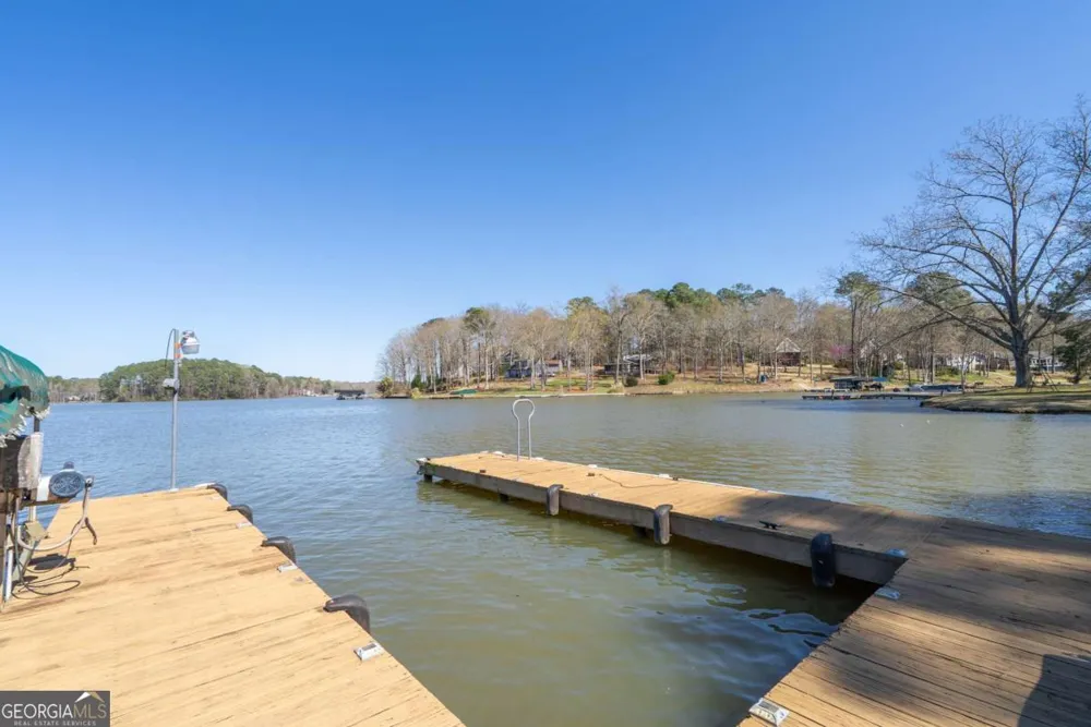384 Arrowhead TRL Eatonton, GA 31024
