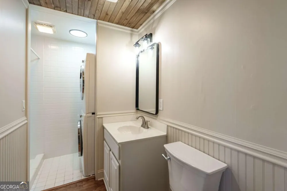 384 Arrowhead TRL Eatonton, GA 31024