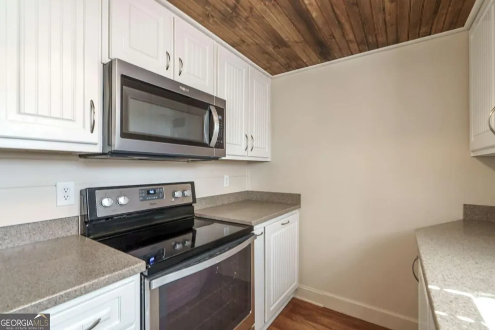 384 Arrowhead TRL Eatonton, GA 31024