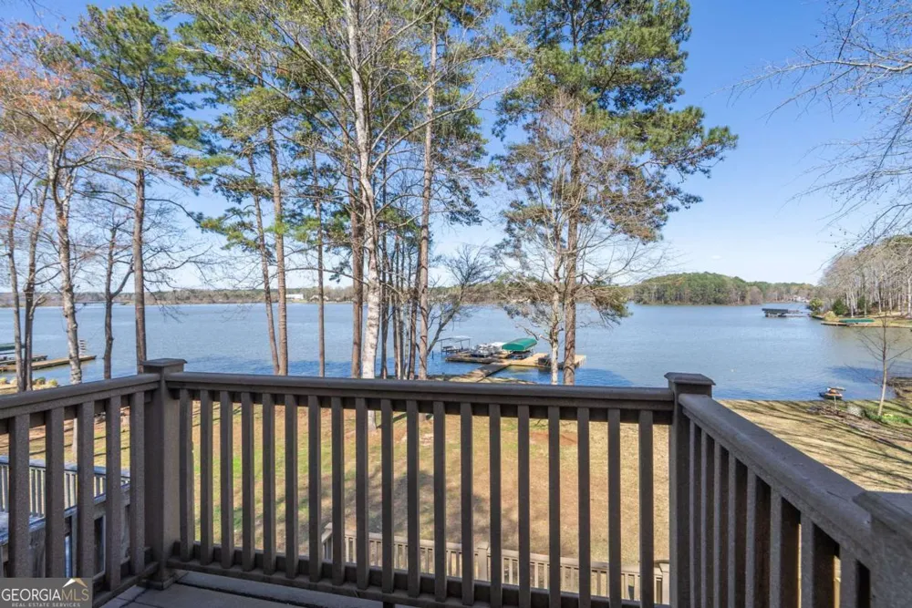 384 Arrowhead TRL Eatonton, GA 31024