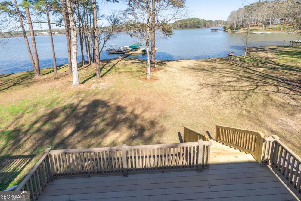384 Arrowhead TRL Eatonton, GA 31024