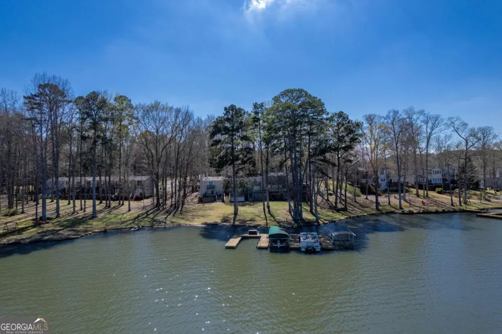 384 Arrowhead TRL Eatonton, GA 31024