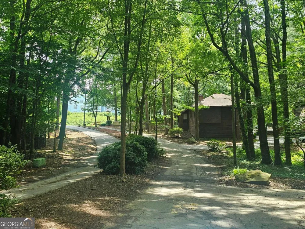 2577 Terrace TRL Decatur, GA 30035