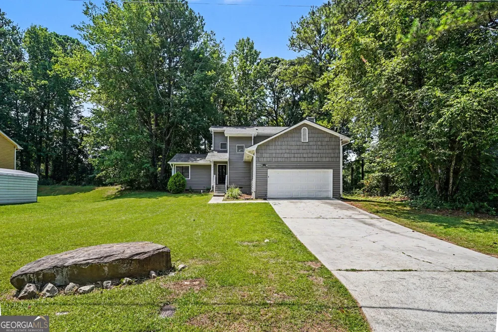 5017 Gracehill RD Lithonia, GA 30038