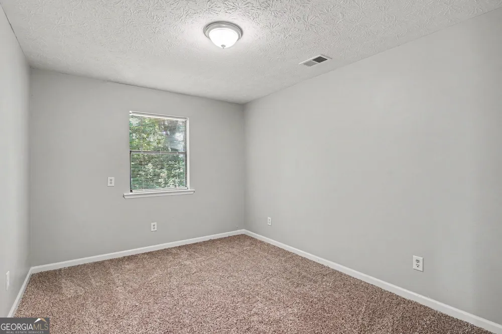 5017 Gracehill RD Lithonia, GA 30038