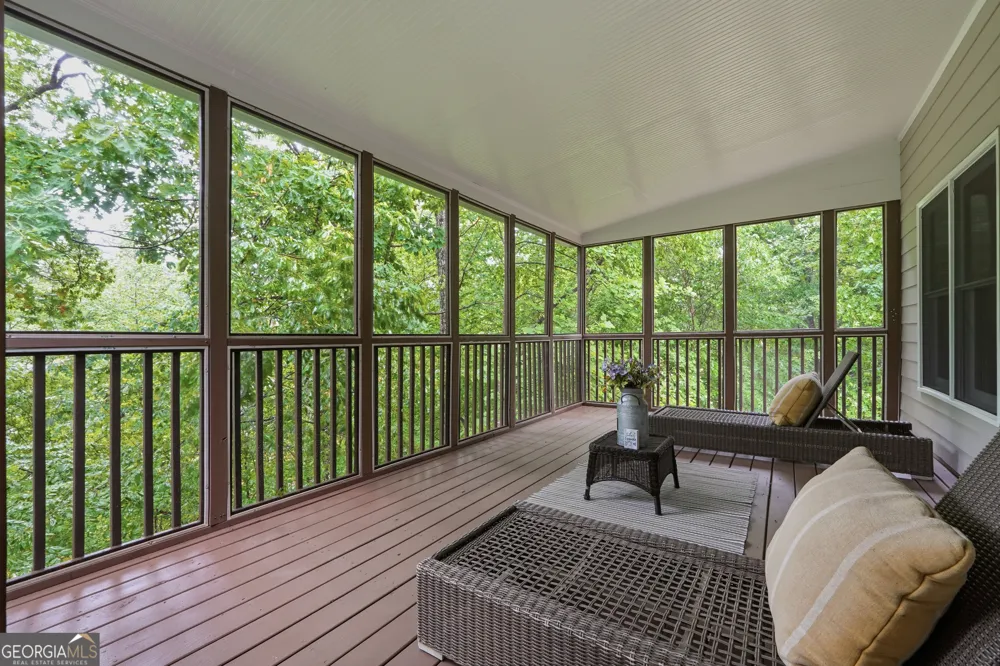 682 Montglade CT Suwanee, GA 30024