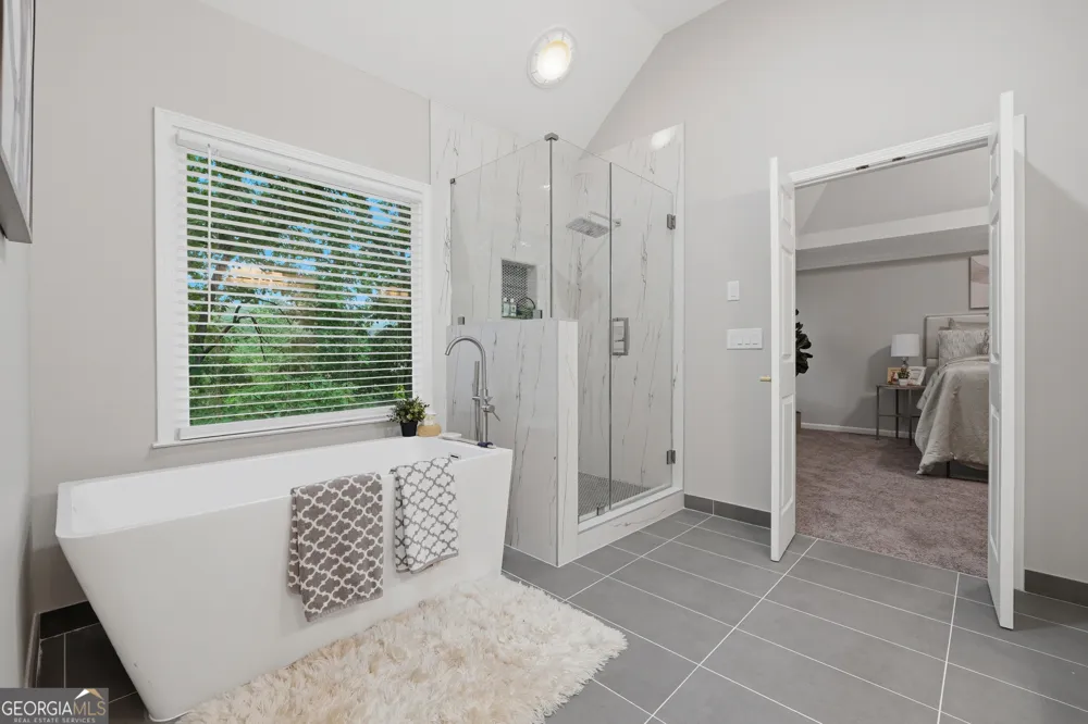 682 Montglade CT Suwanee, GA 30024