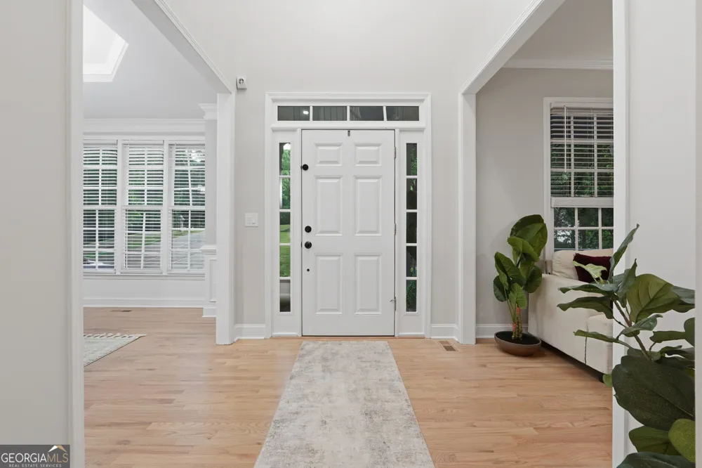 682 Montglade CT Suwanee, GA 30024