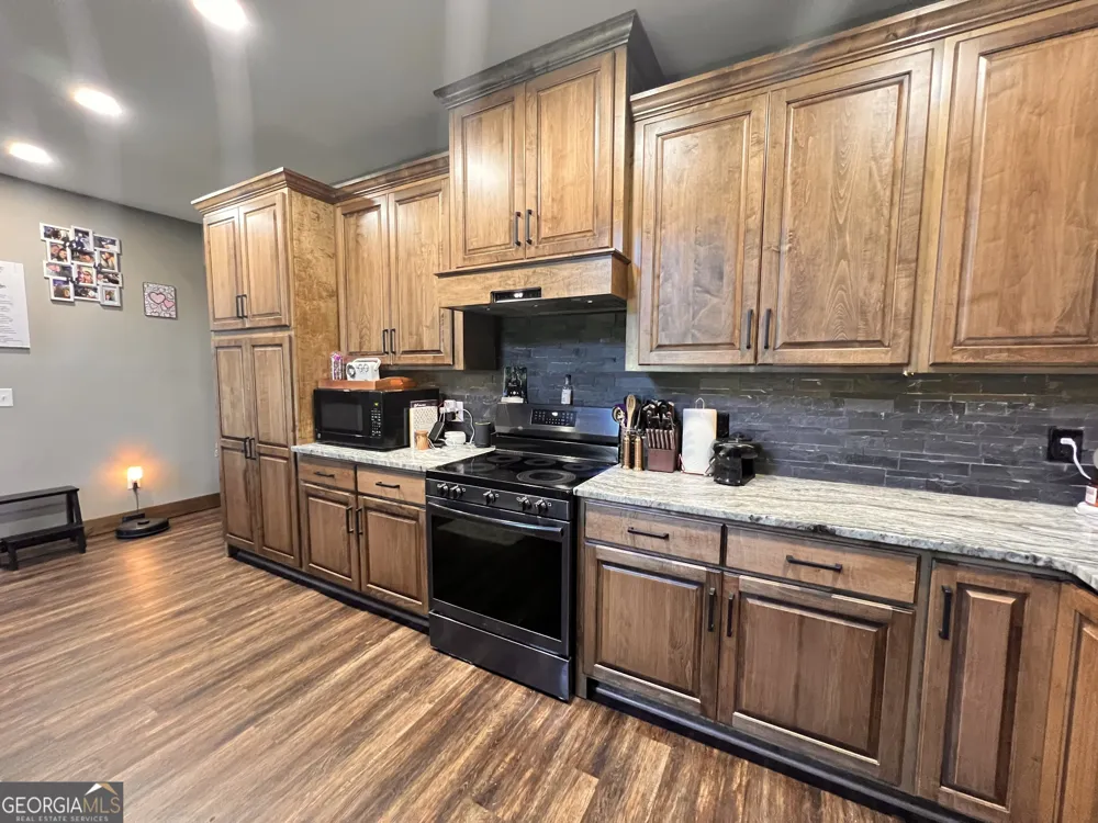 6724 Hwy 174 Danielsville, GA 30633