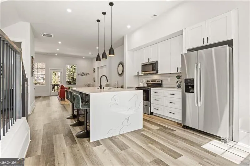 3165 Dogwood DR Hapeville, GA 30354