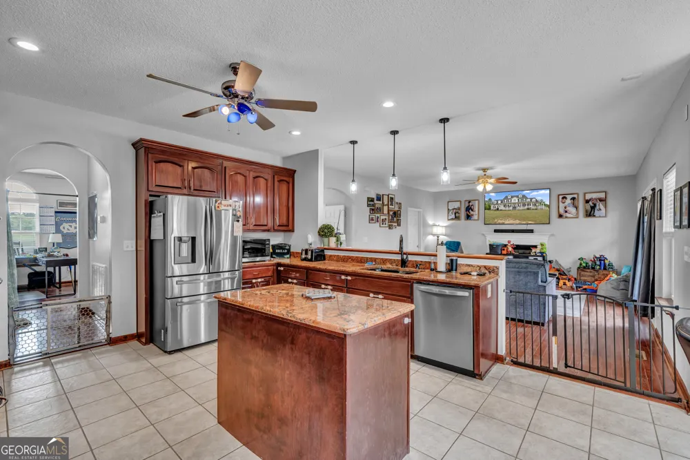 3341 Worth Co Line RD Albany, GA 31705