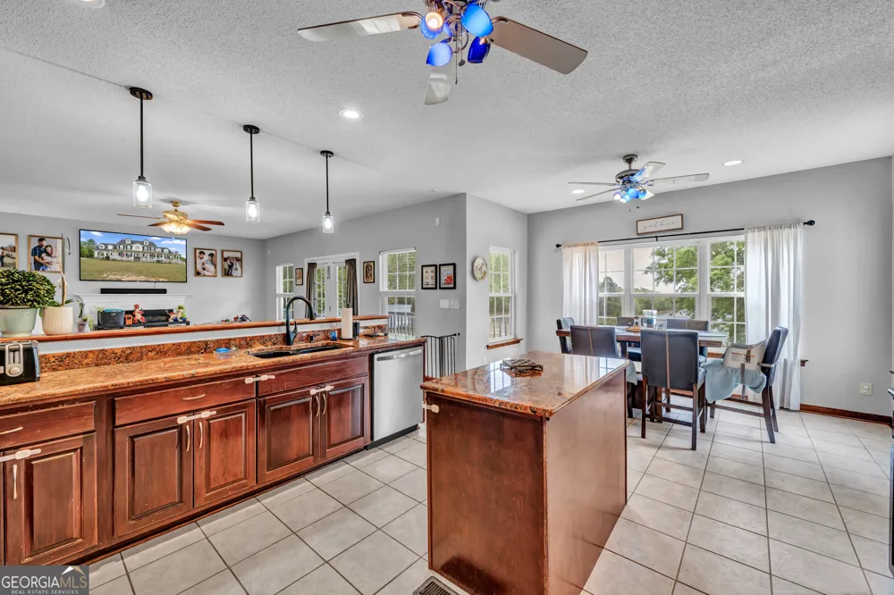 3341 Worth Co Line RD Albany, GA 31705
