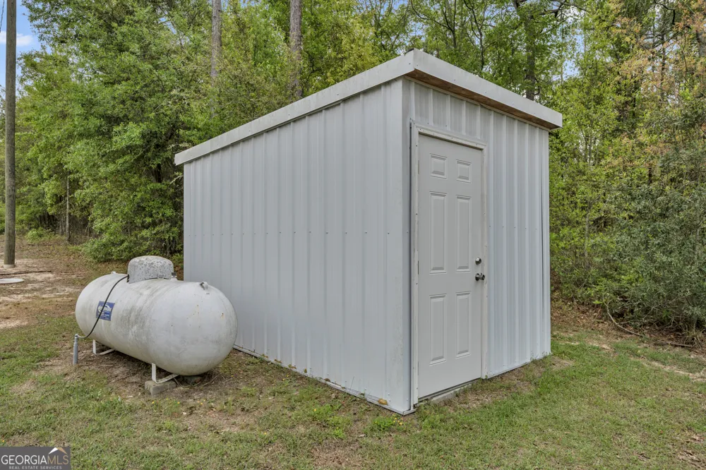 3341 Worth Co Line RD Albany, GA 31705