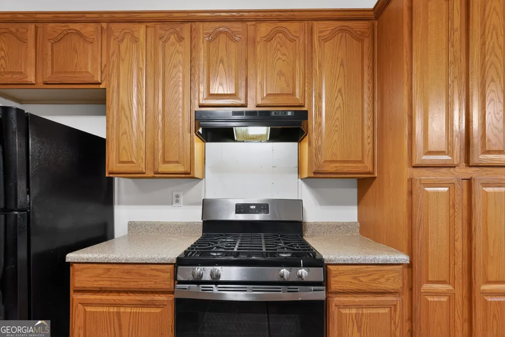 221 Fairview PT Ellenwood, GA 30294