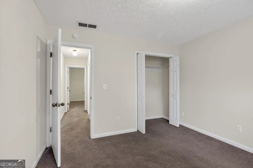 221 Fairview PT Ellenwood, GA 30294
