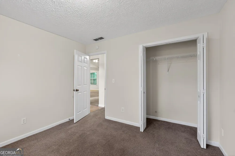221 Fairview PT Ellenwood, GA 30294