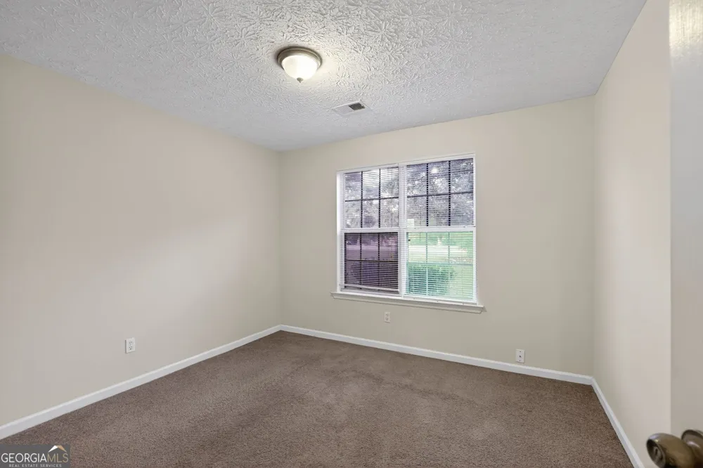 221 Fairview PT Ellenwood, GA 30294