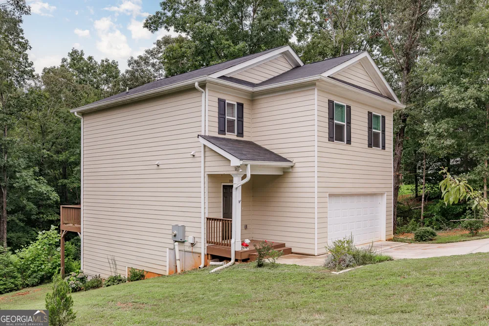 103 Three Rivers CT Hull, GA 30646