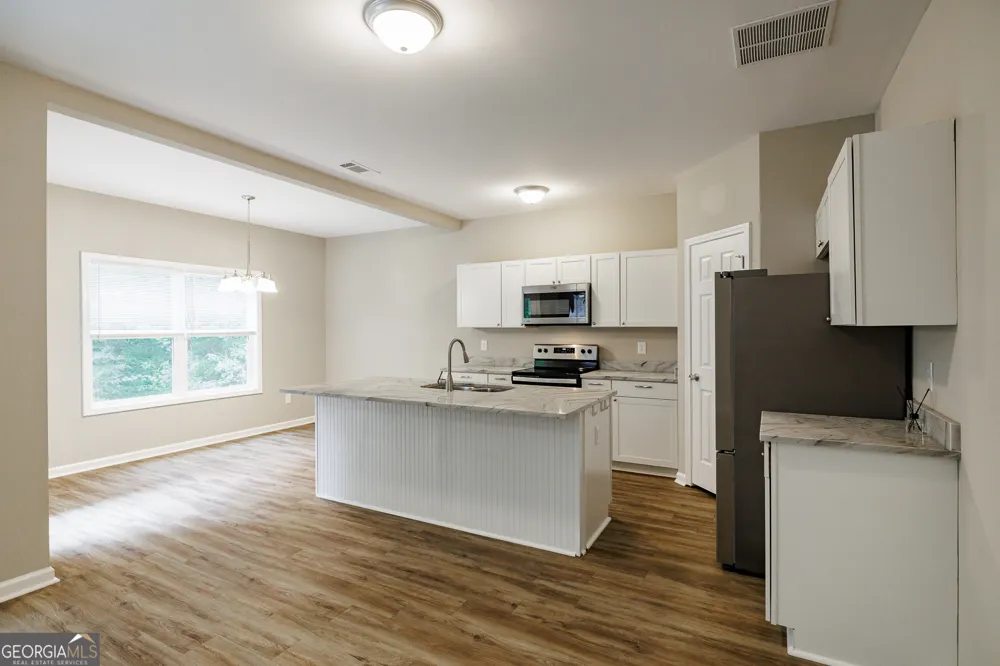 103 Three Rivers CT Hull, GA 30646