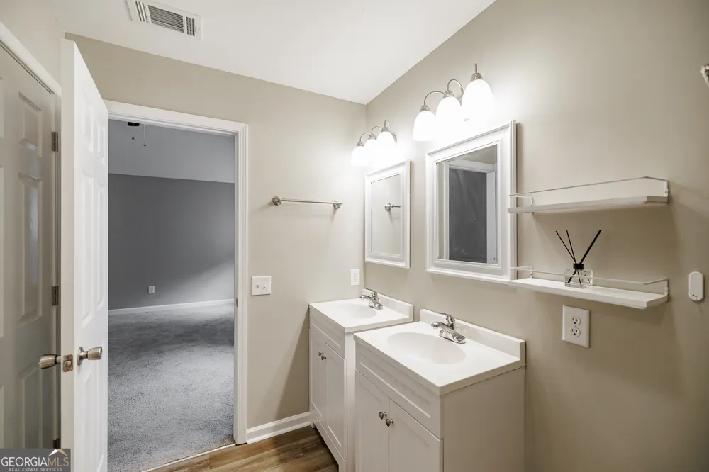 103 Three Rivers CT Hull, GA 30646