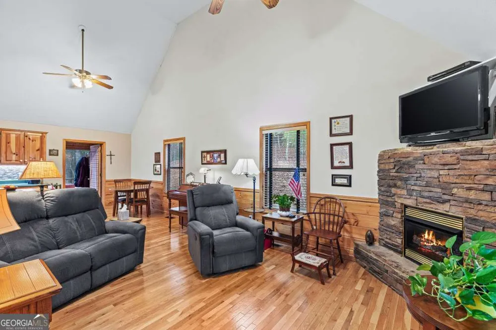 39 Lillian WAY Blairsville, GA 30512