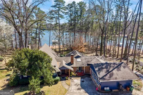 572 Imperial DR