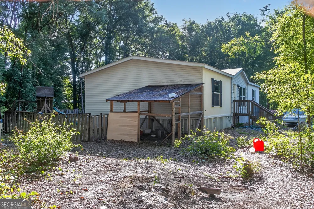 219 Compass RD Jesup, GA 31545