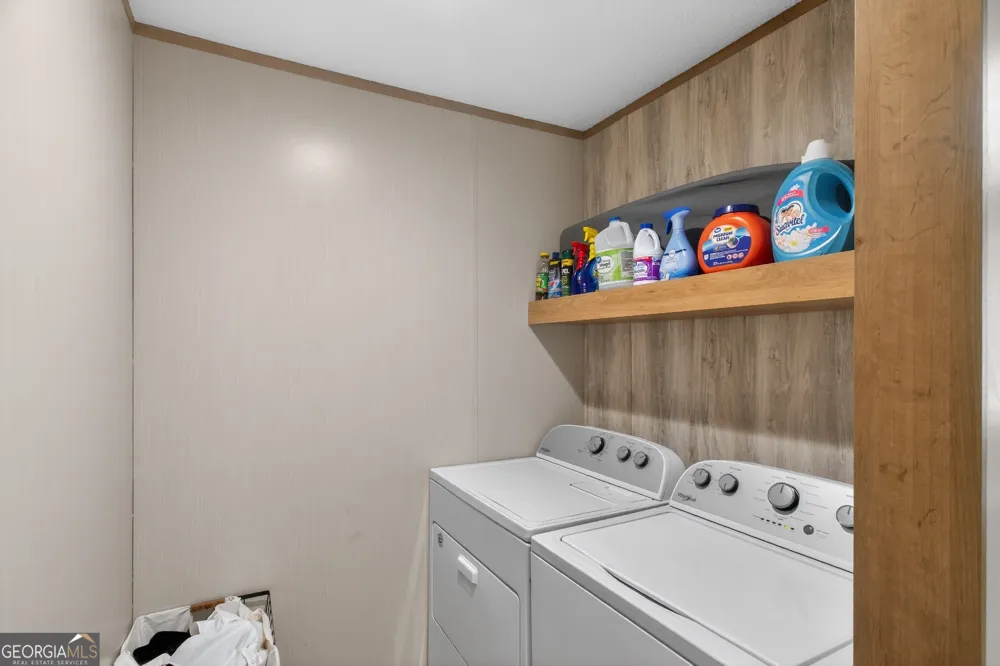 219 Compass RD Jesup, GA 31545