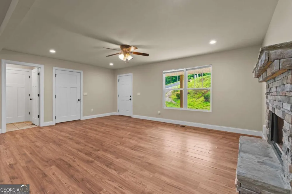 148 Brooks DR Dahlonega, GA 30533