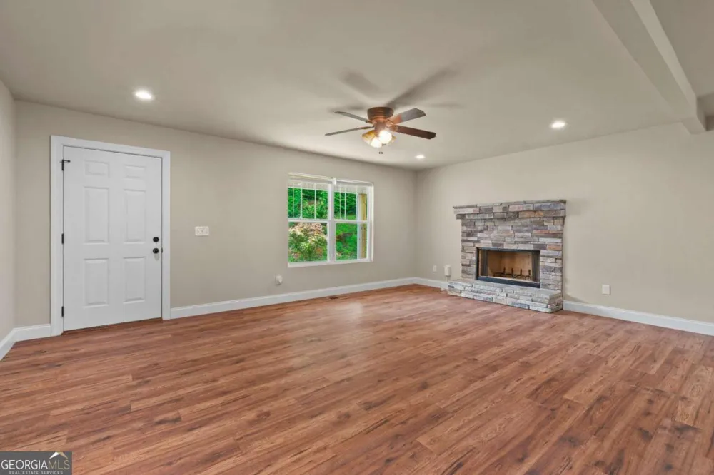 148 Brooks DR Dahlonega, GA 30533