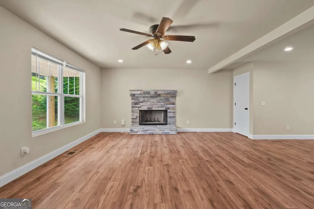 148 Brooks DR Dahlonega, GA 30533