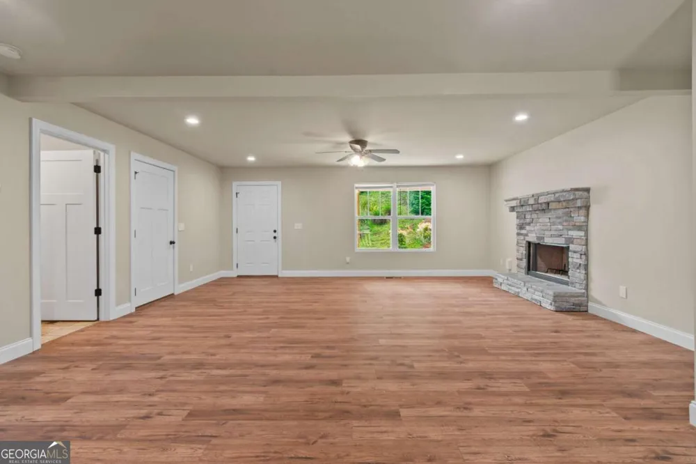 148 Brooks DR Dahlonega, GA 30533