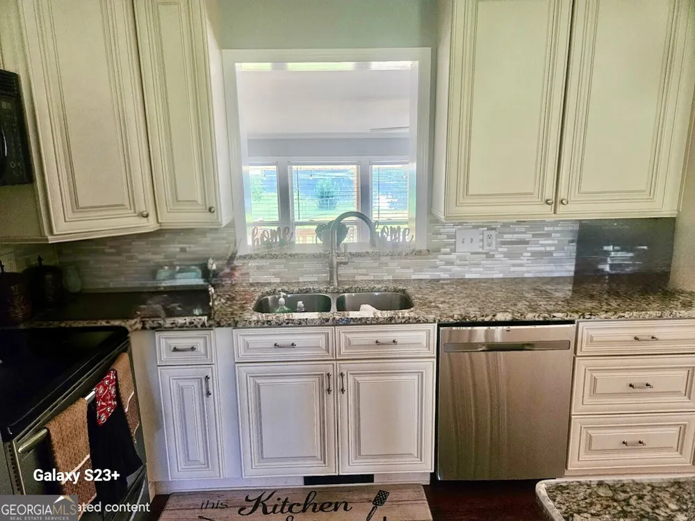 142 Lakewood DR Blakely, GA 39823