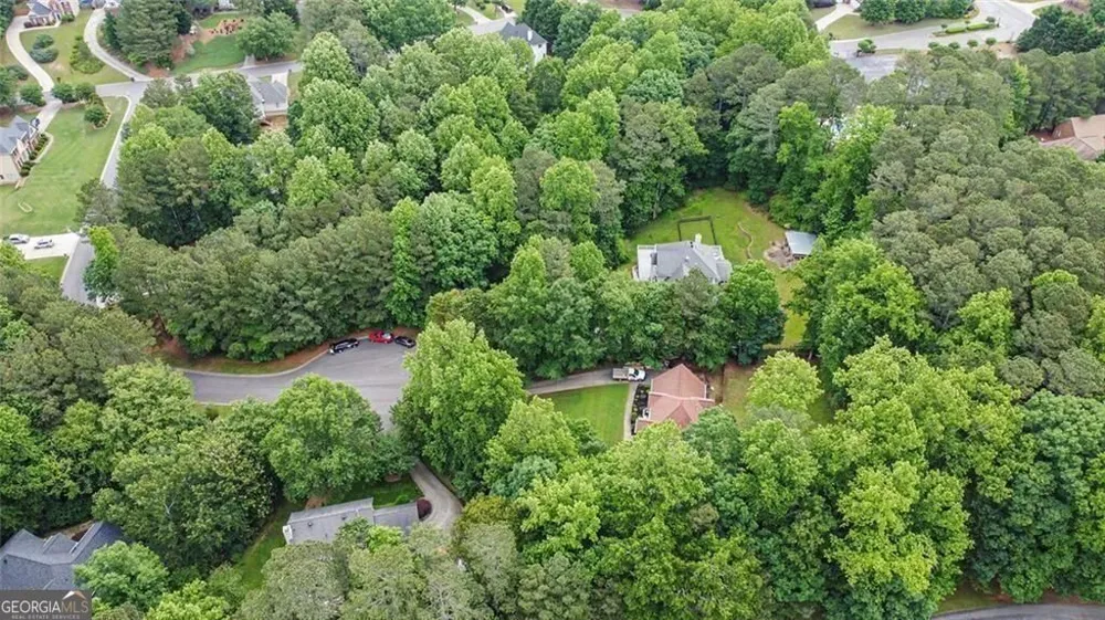 2482 Windchase CT Buford, GA 30518