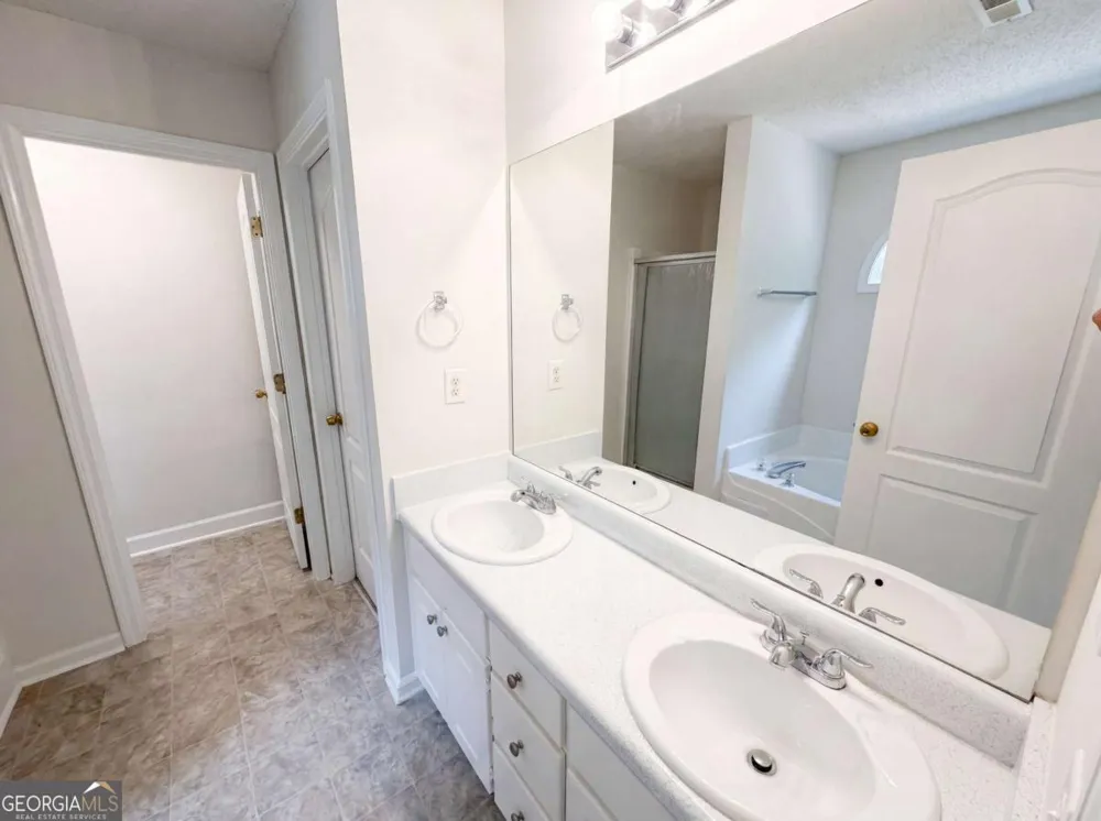 179 Rockport DR McDonough, GA 30253