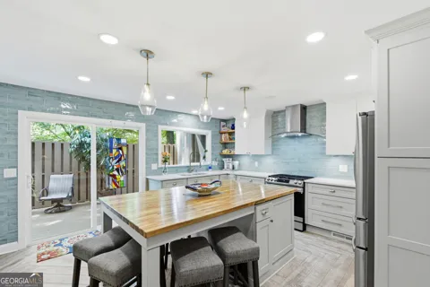 270 Lakeview RDG W
