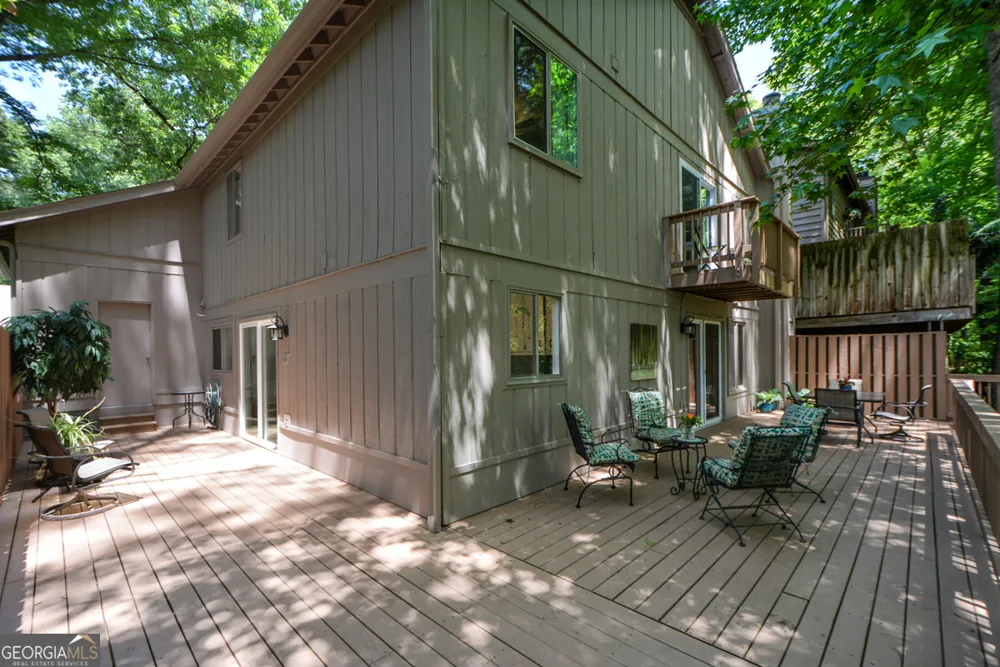 270 Lakeview RDG W Roswell, GA 30076