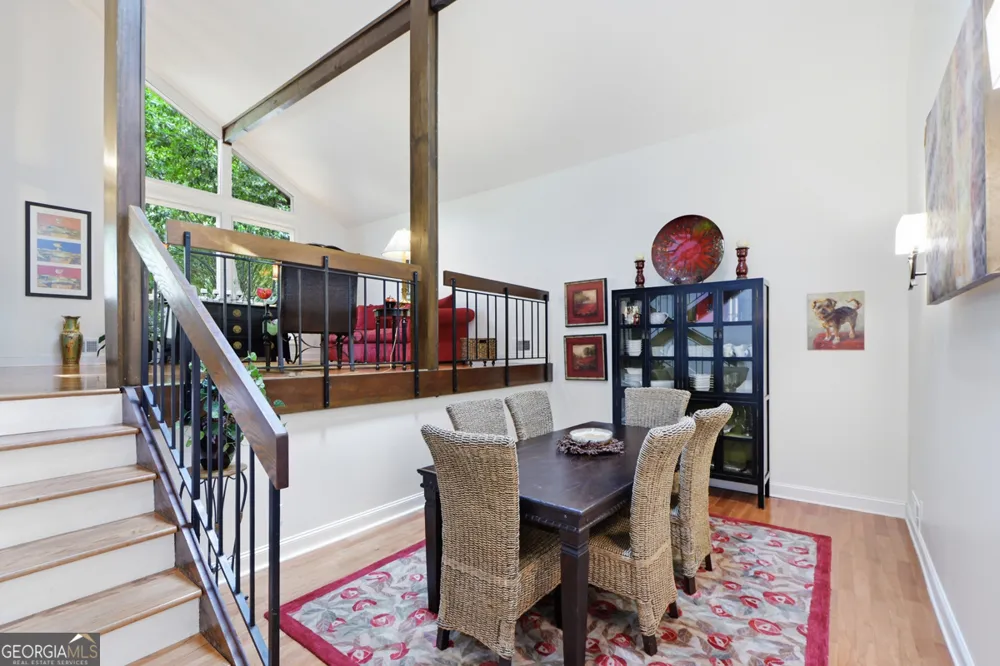 270 Lakeview RDG W Roswell, GA 30076