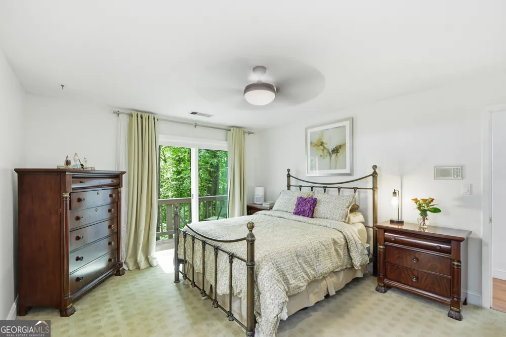 270 Lakeview RDG W Roswell, GA 30076