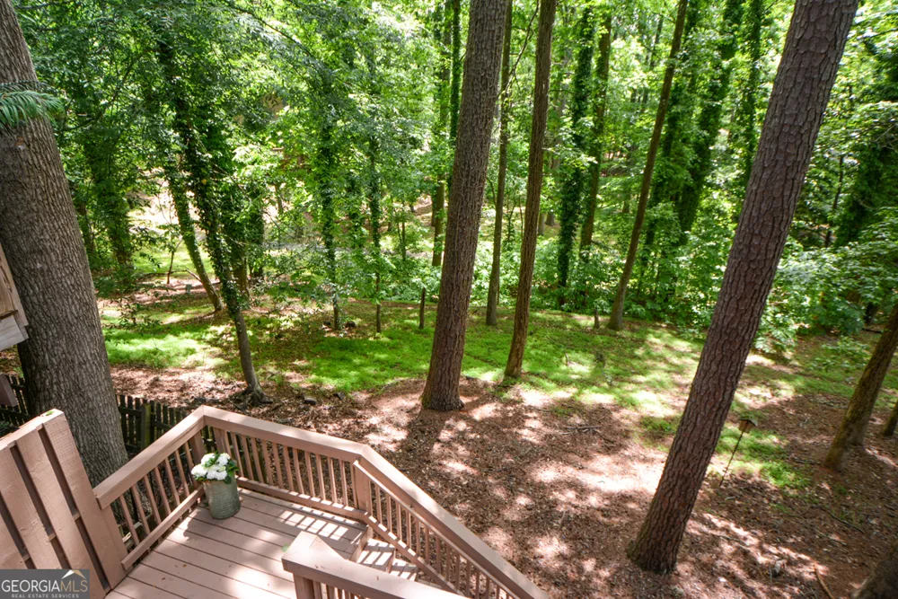 270 Lakeview RDG W Roswell, GA 30076