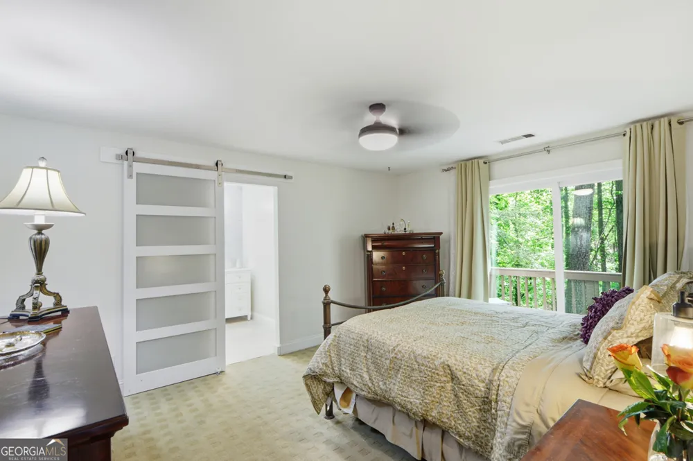 270 Lakeview RDG W Roswell, GA 30076