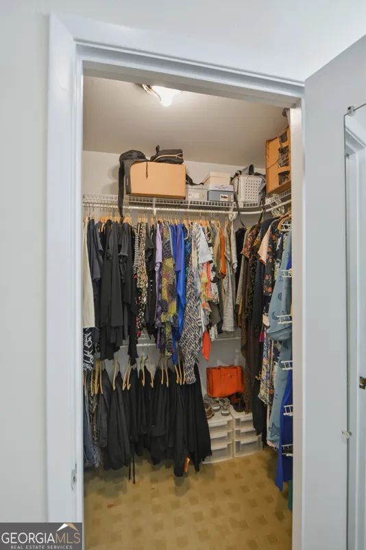 270 Lakeview RDG W Roswell, GA 30076