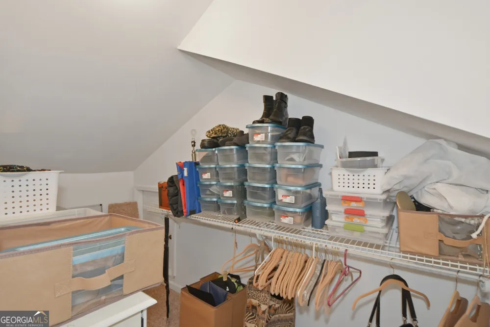 270 Lakeview RDG W Roswell, GA 30076