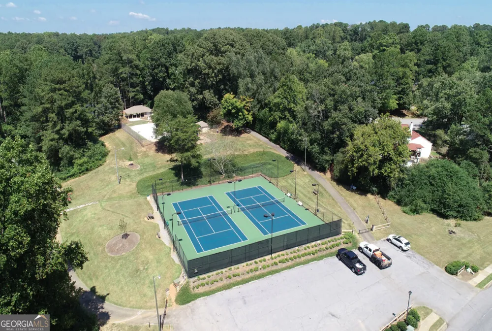 270 Lakeview RDG W Roswell, GA 30076